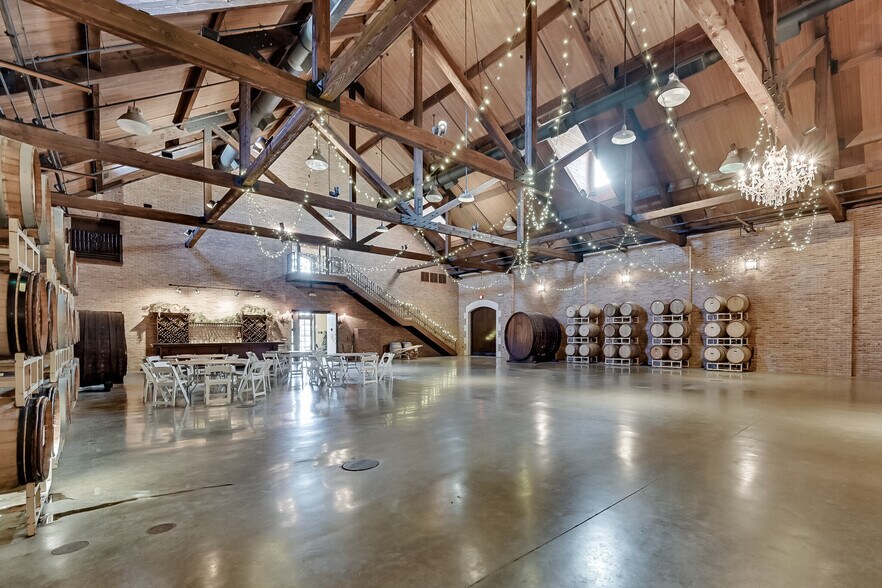 More Photos Of 2000 Champagne Blvd, Grapevine Specialty For Sale