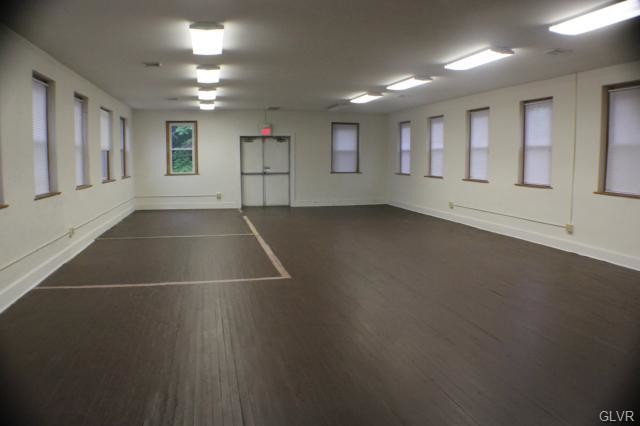 More Photos Of 214-218 S 4th St, Perkasie Warehouse For Lease