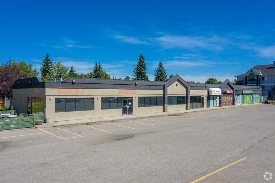 More Photos Of 950 Queensland Dr SE, Calgary Unknown For Lease