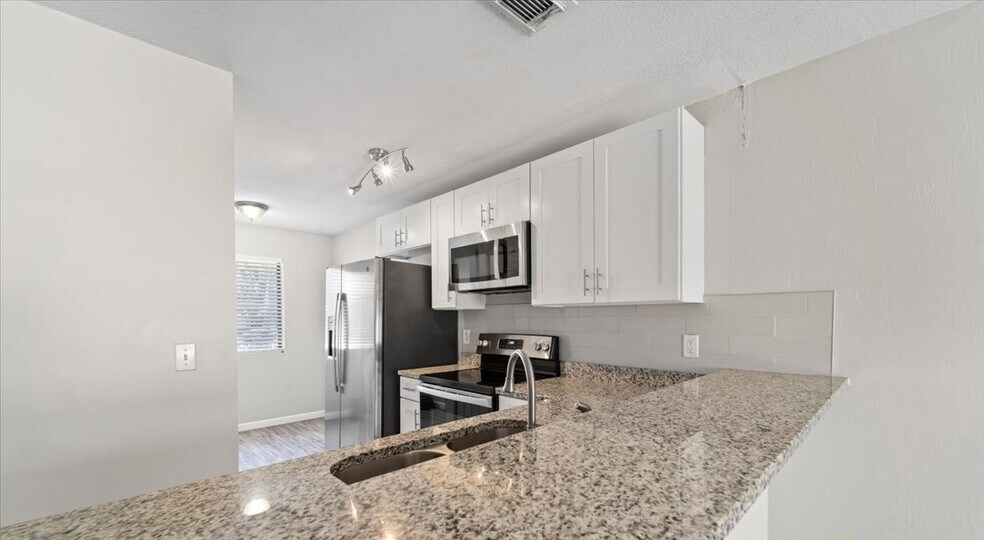 More Photos Of 480 Reed Canal Rd, South Daytona Apartments For Sale