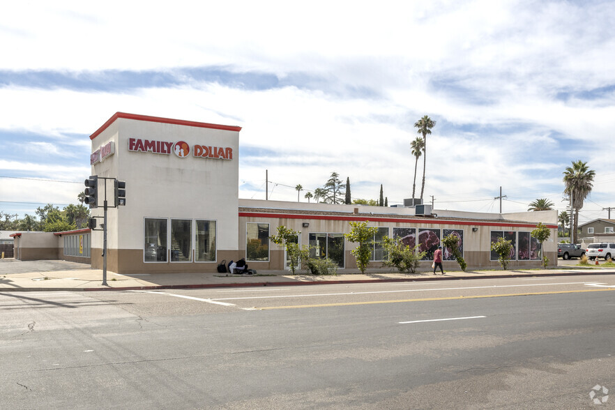 Primary Photo Of 607 W 9th Ave, Escondido Supermarket For Lease