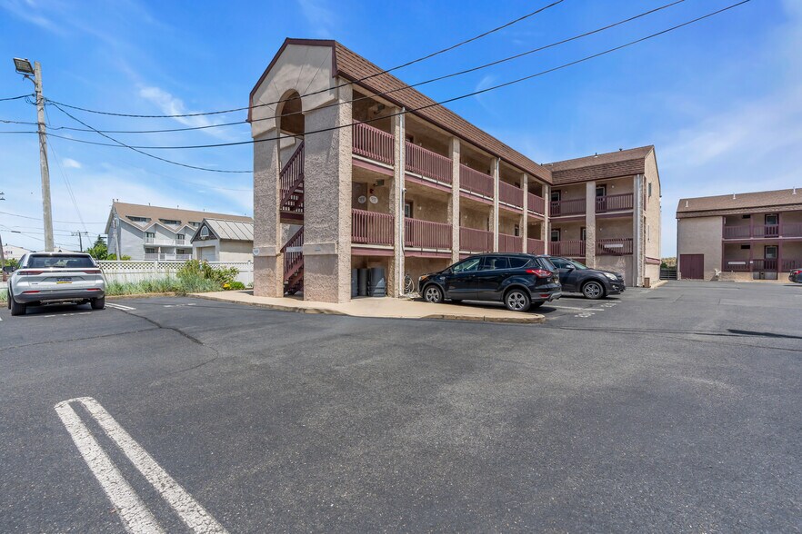 More Photos Of 1008 Ocean Ave, Point Pleasant Beach Hotel For Sale