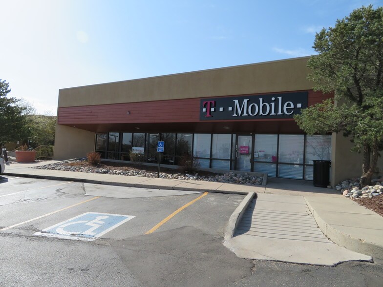 More Photos Of 1140-1160 S Abilene St, Aurora Freestanding For Lease