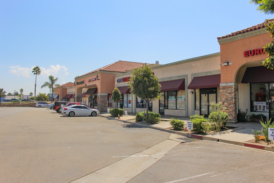 More Photos Of 703-705 Center Dr, San Marcos General Retail For Lease