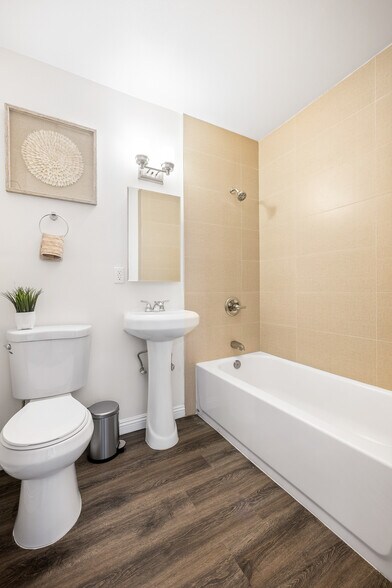 More Photos Of 1837 E Colorado Blvd, Pasadena Apartments For Sale