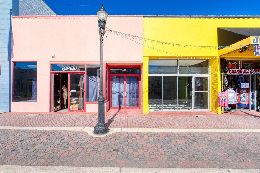 More Photos Of 815-823 Main St Beach, Daytona Beach General Retail For Sale