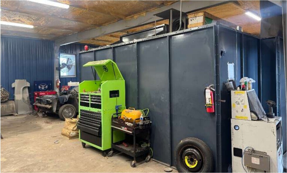 More Photos Of 4805 S 50th St, Tampa Industrial For Lease