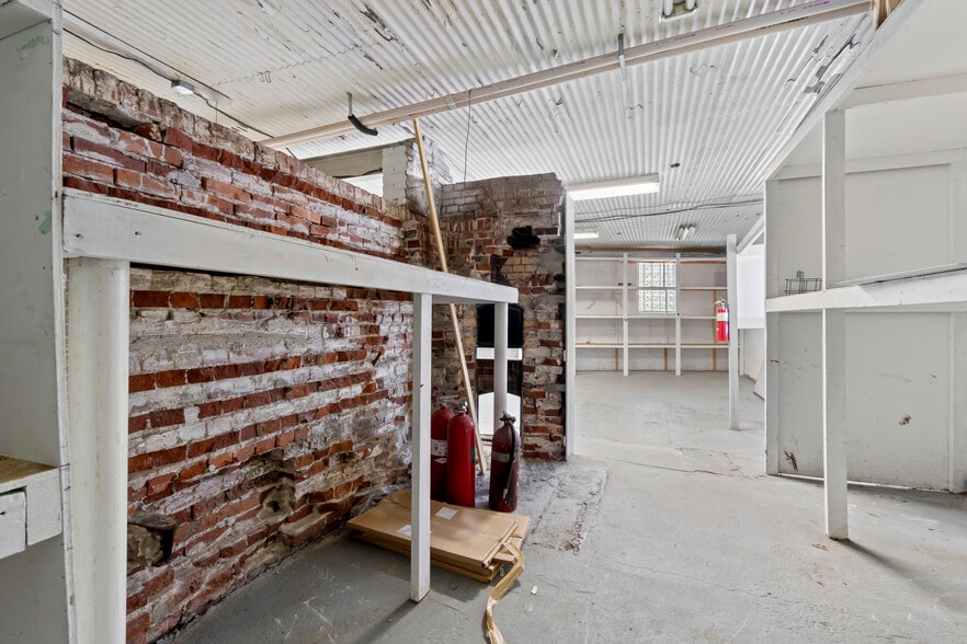 More Photos Of 101 Railroad Ave, Carnegie Warehouse For Sale