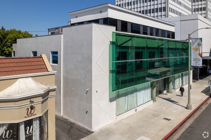 Primary Photo Of 215 S La Cienega Blvd, Beverly Hills Office For Lease