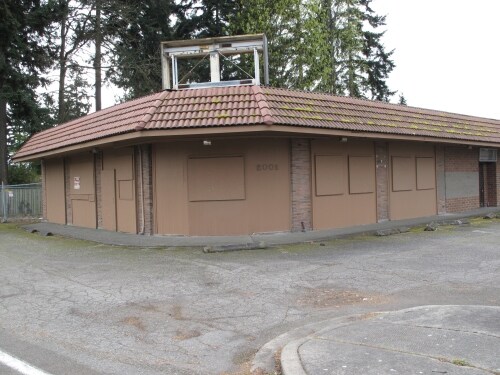 More Photos Of 2001 NW 195th St, Shoreline Restaurant For Lease