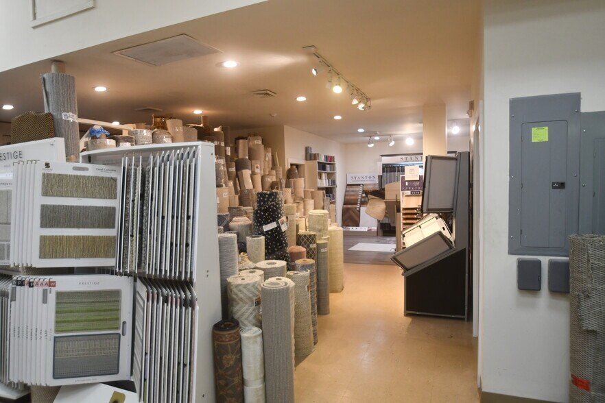 More Photos Of 594 Main Ave, Norwalk Freestanding For Sale