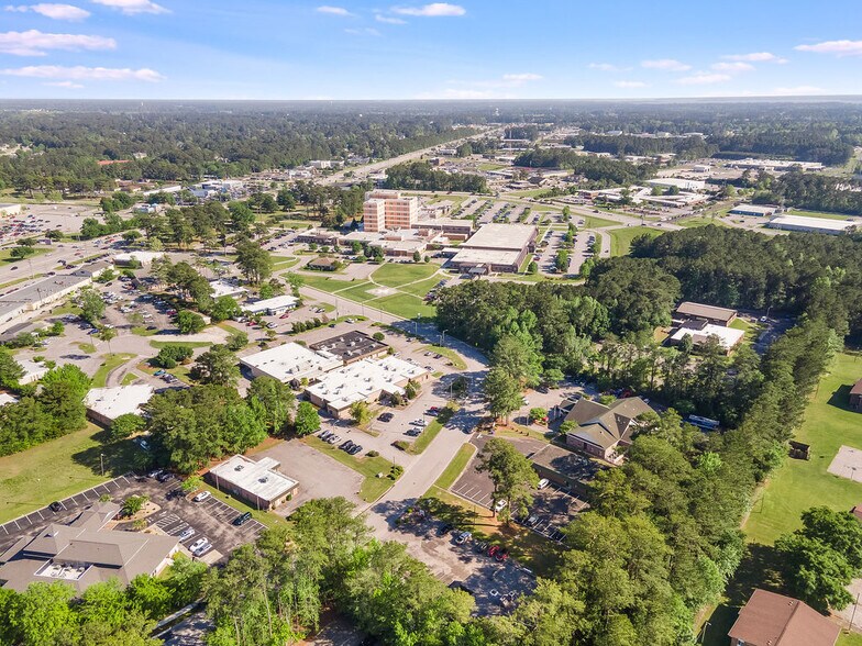 More Photos Of 231 Memorial Dr, Jacksonville Medical For Sale