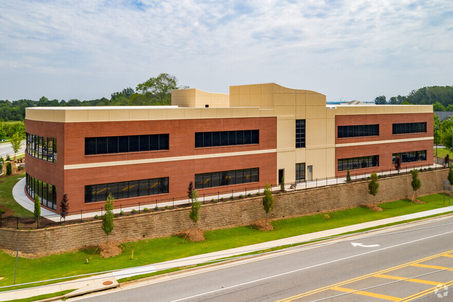 Primary Photo Of 1272 Virgil Langford Rd, Watkinsville Medical For Lease