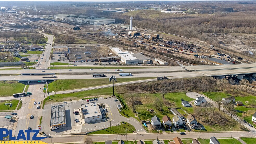 More Photos Of 420 S State St, Girard Land For Lease