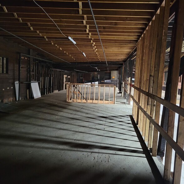 More Photos Of 367 Somerset St, Plainfield Warehouse For Sale