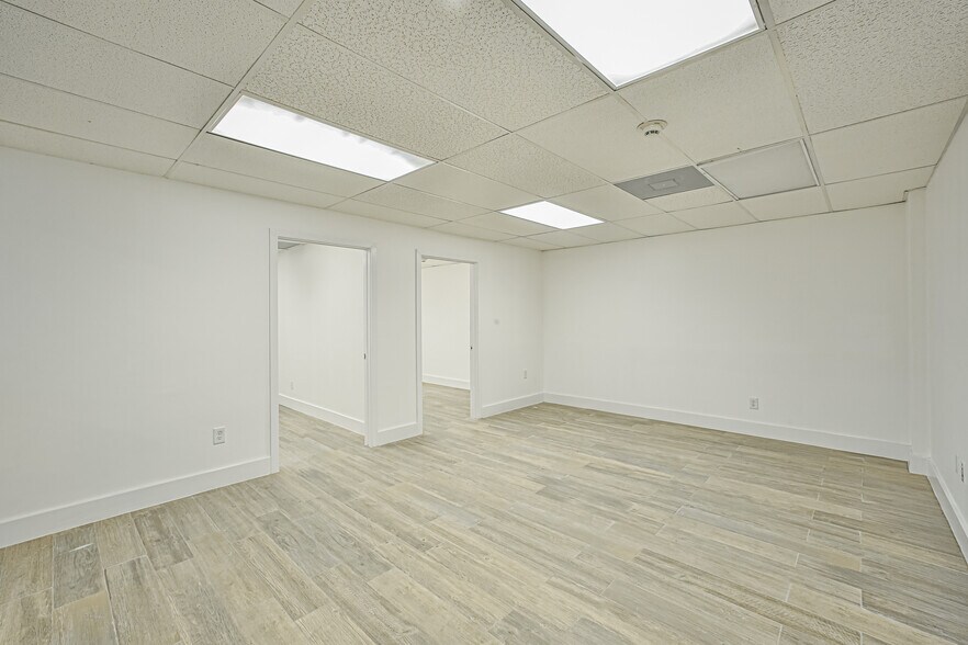 More Photos Of 102 S Shaver St, Pasadena Warehouse For Lease