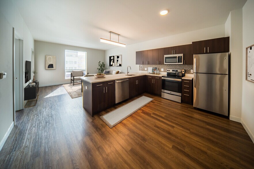 More Photos Of 116 W 9th St, Wilmington Apartments For Lease