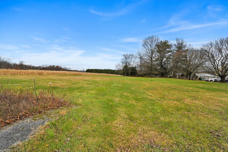 More Photos Of 349 Huffs Church Rd, Mertztown Restaurant For Sale