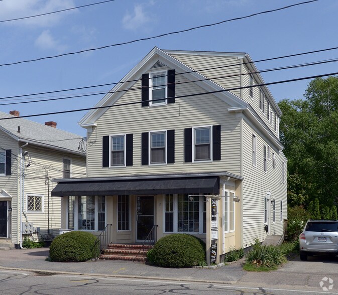 Primary Photo Of 8 Samoset St, Plymouth Medical For Lease