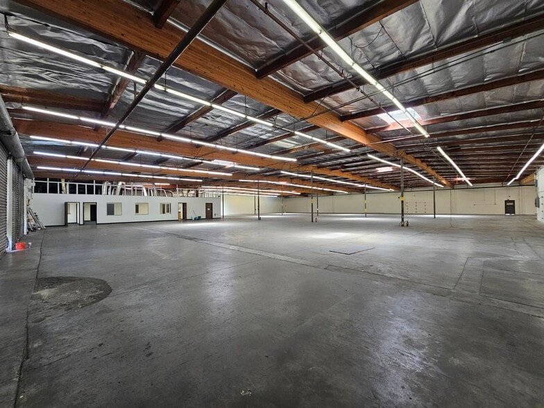 More Photos Of 13725-13731 Proctor Ave, City of Industry Warehouse For Lease