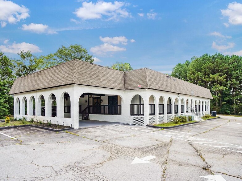 Primary Photo Of 2141 Flat Shoals Rd, Conyers Freestanding For Sale