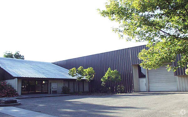 More Photos Of 1236 Briggs Ave, Santa Rosa Warehouse For Sale