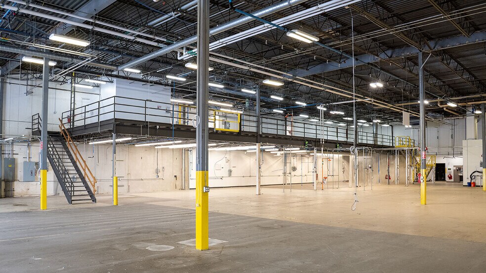 More Photos Of 1797 Boxelder St, Louisville Manufacturing For Lease