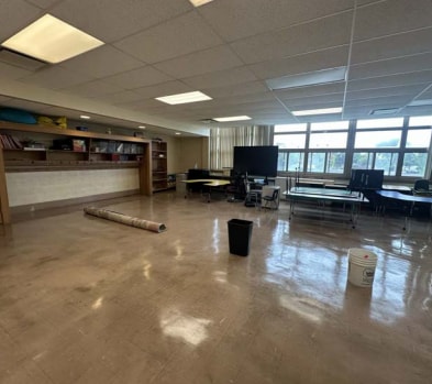More Photos Of 3945 S Kansas Ave, Milwaukee Schools For Sale
