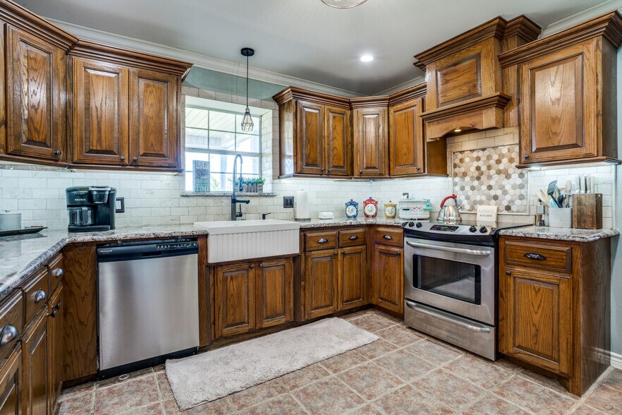 More Photos Of 300 VZ County Road 4718, Murchison Land For Sale