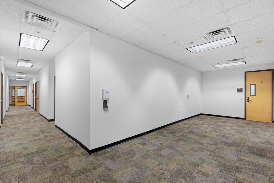 More Photos Of 1123 N Main Ave, San Antonio Medical For Sale