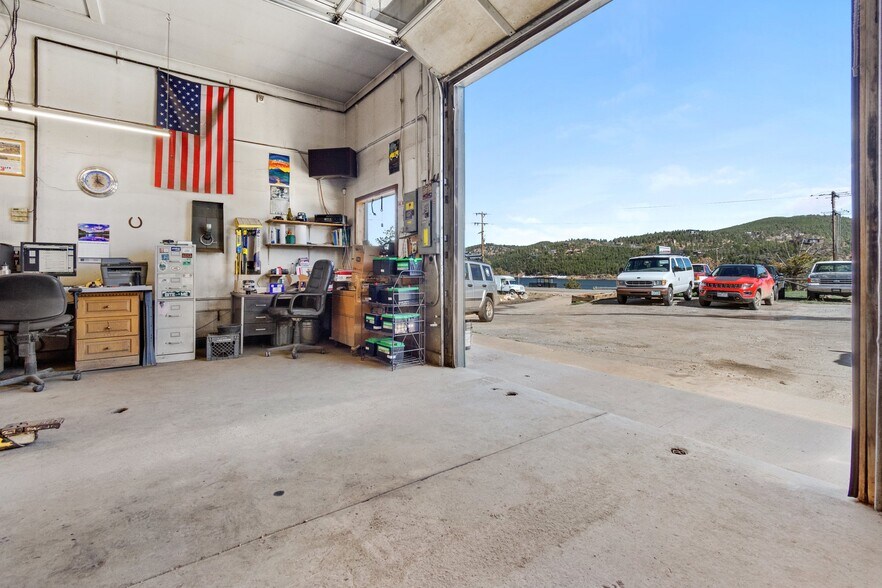 More Photos Of 397 Highway 119, Nederland Auto Repair For Sale