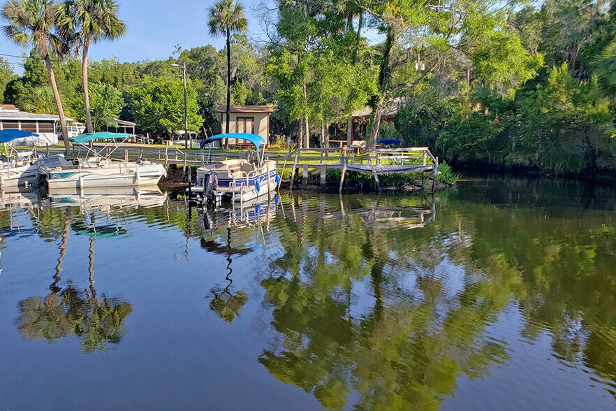 More Photos Of 10175 W Fishbowl Dr, Homosassa Bar For Sale