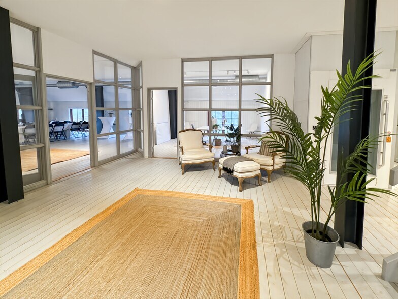 More Photos Of 309 Fellowship Rd, Mount Laurel Coworking Space