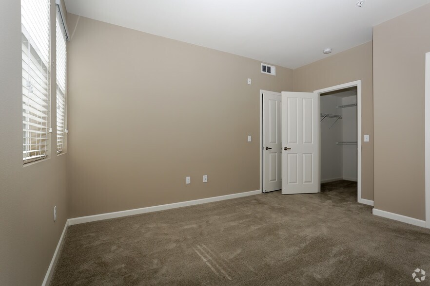 More Photos Of 2855 Foothill Blvd, La Verne Apartments For Lease