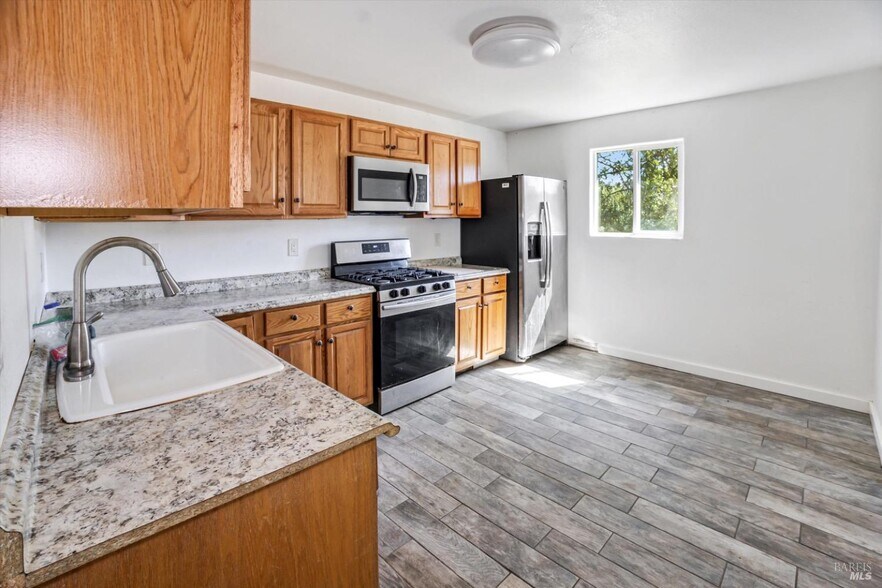 More Photos Of 31211 Highway 128, Cloverdale Apartments For Sale