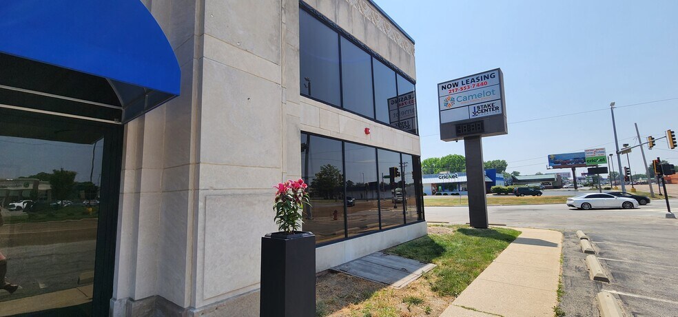 More Photos Of 2144 S Macarthur Blvd, Springfield Office For Lease