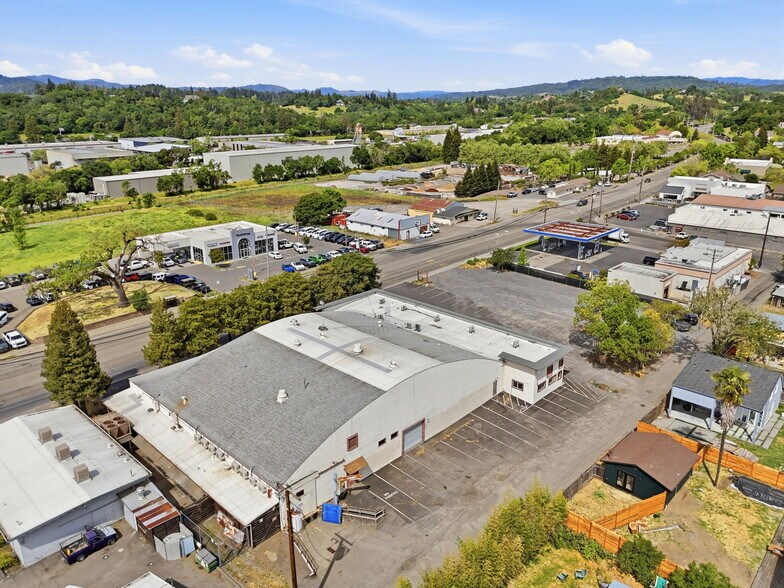 More Photos Of 1420 Healdsburg Ave, Healdsburg Flex For Sale