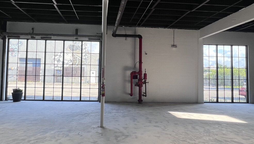 More Photos Of 80 NW 72nd St, Miami Storefront Retail Office For Lease