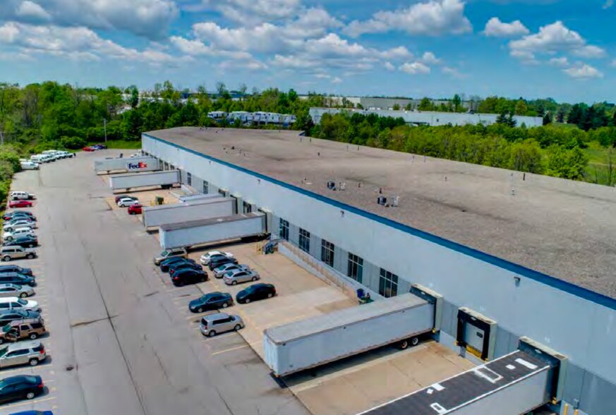 More Photos Of 3300 Turfway Rd, Erlanger Distribution For Lease