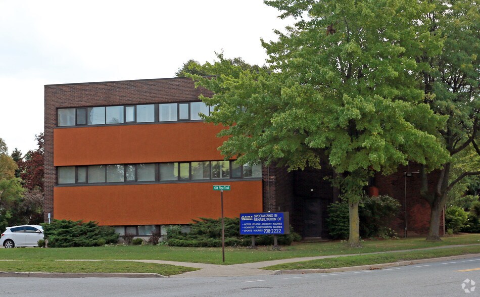 More Photos Of 320 Vine St, St Catharines Office For Lease