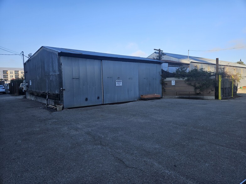 More Photos Of 275 Water St, Petaluma Warehouse For Lease