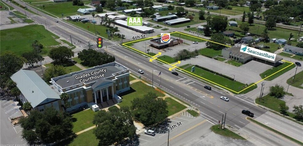 More Photos Of 599 US 27 hwy, Moore Haven Office For Sale