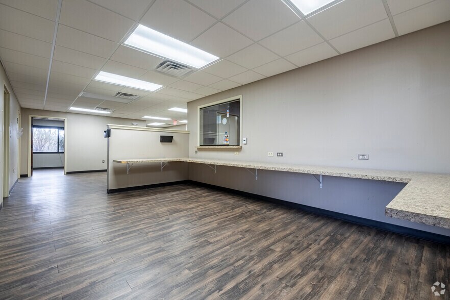 More Photos Of 2424 50th St, Lubbock Medical For Sale