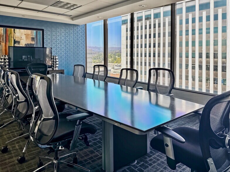 More Photos Of 10880 Wilshire Blvd, Los Angeles Loft Creative Space For Lease