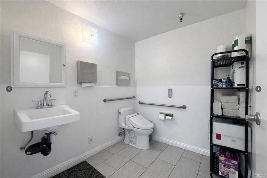 More Photos Of 11940 Goldring Rd, Arcadia Warehouse For Sale