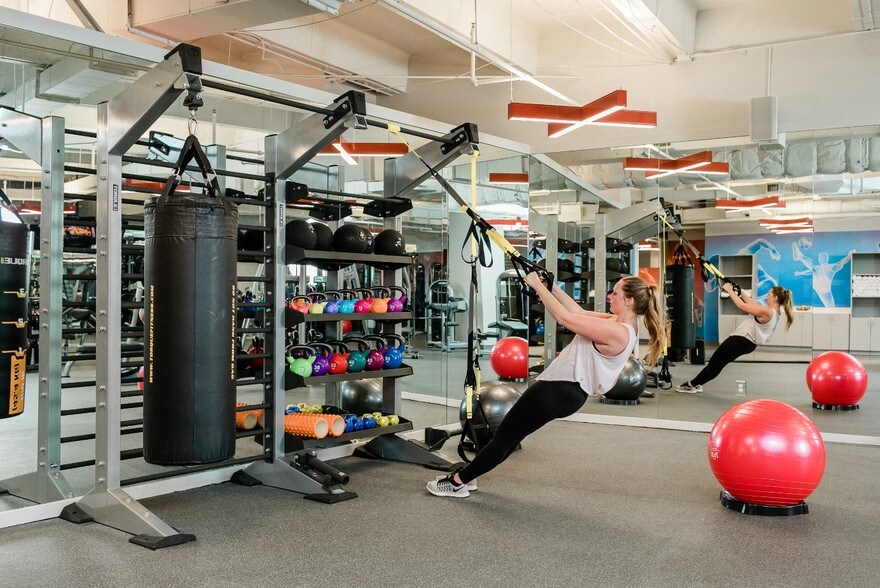 More Photos Of 115 Perimeter Center Pl NE, Atlanta Office For Lease