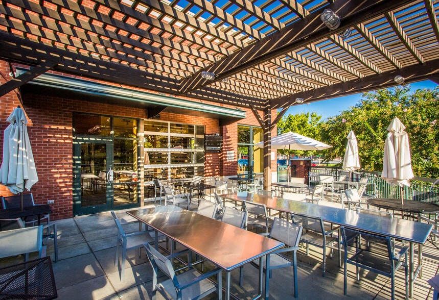 More Photos Of 1700 Northside Dr NW, Atlanta Unknown For Lease