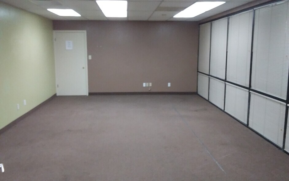 More Photos Of 3120 N 19th Ave, Phoenix Office For Lease