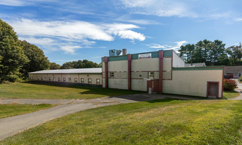 More Photos Of 50 Mayo St, Dover-Foxcroft Schools For Sale