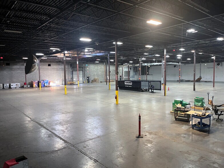 More Photos Of 21 Elm St, Watervliet Manufacturing For Sale